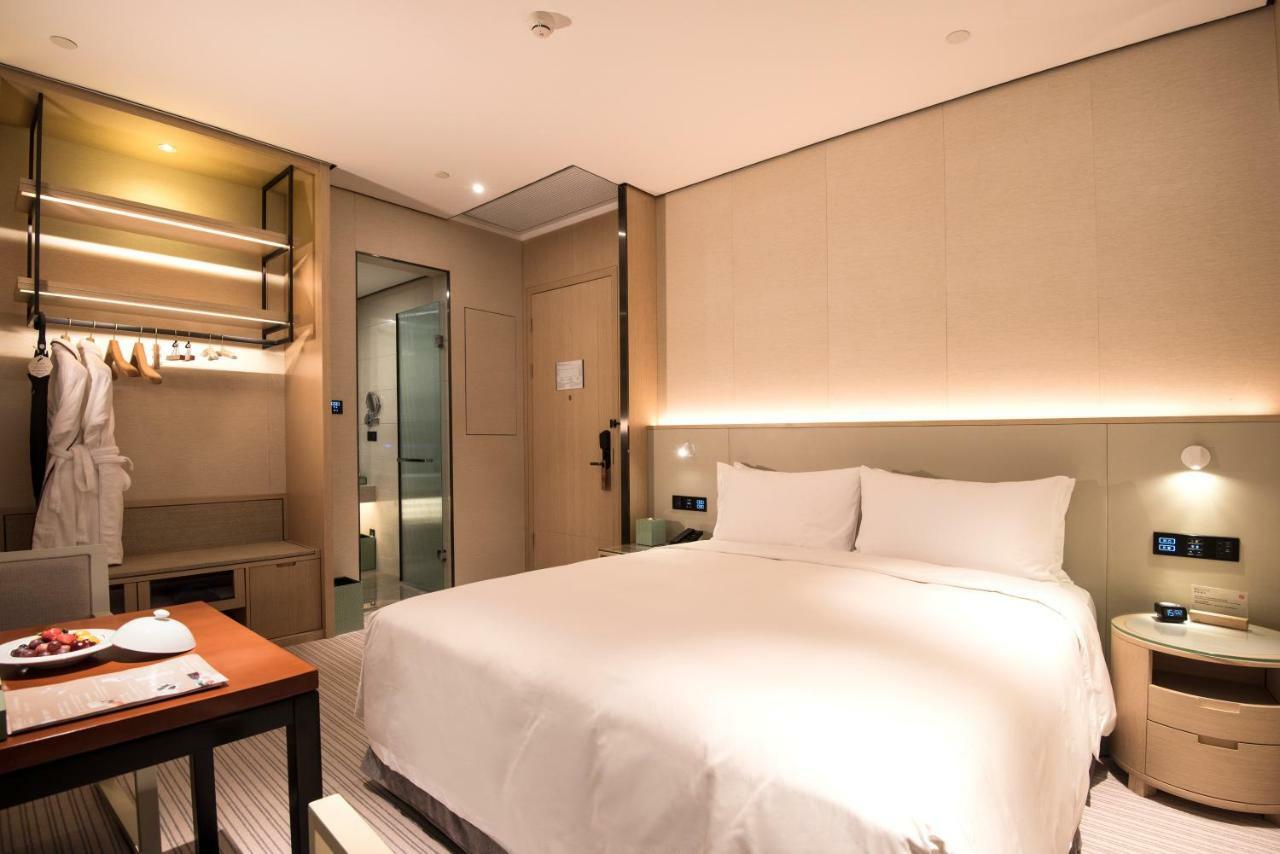 Virtuous World Hotel Foshan Exterior foto
