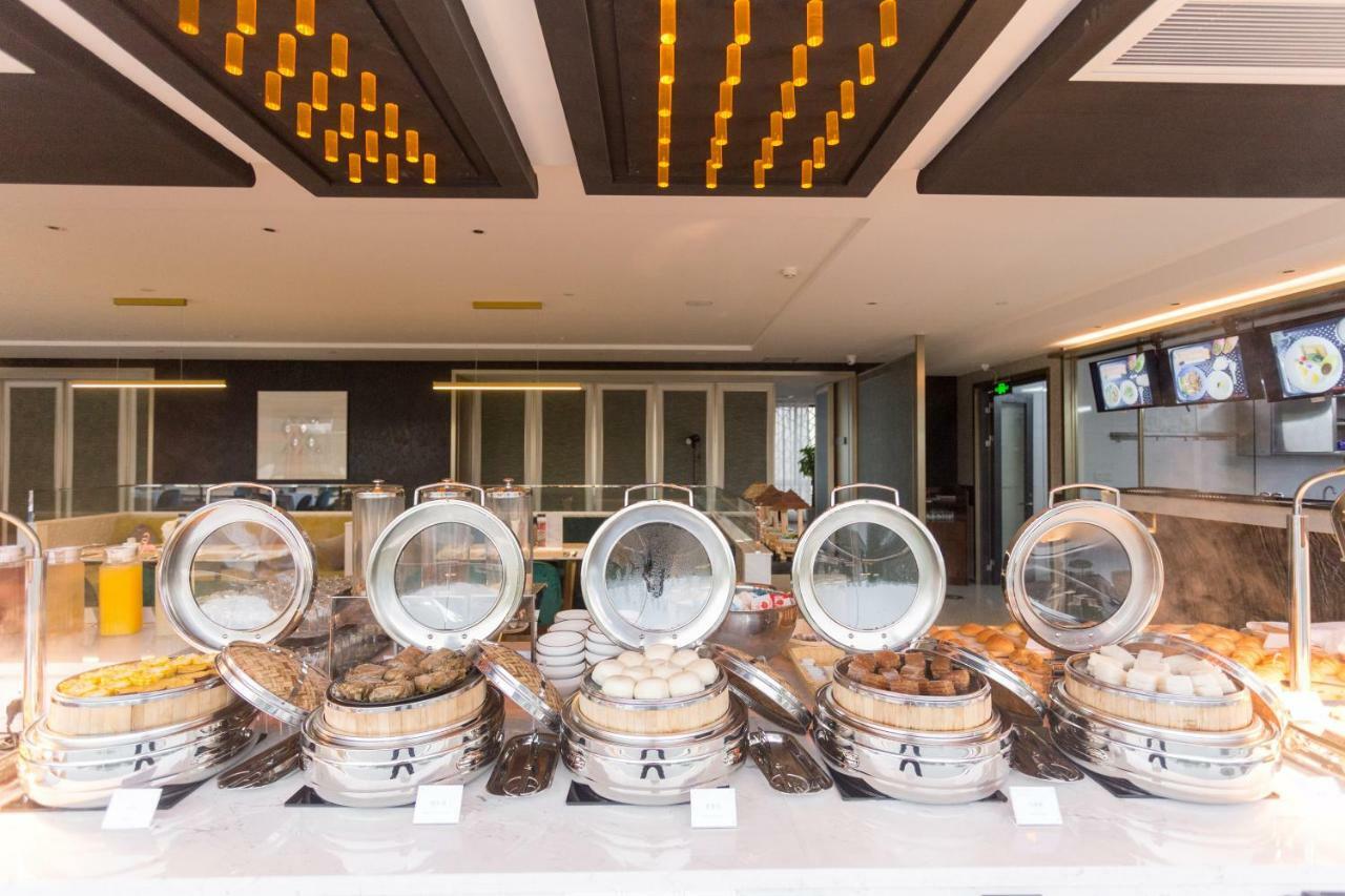 Virtuous World Hotel Foshan Exterior foto